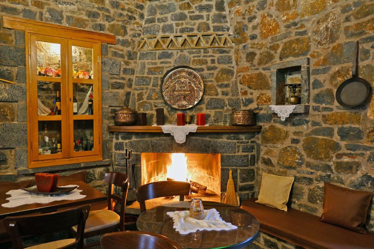 Antoniou Guesthouse Kastanitsa エクステリア 写真